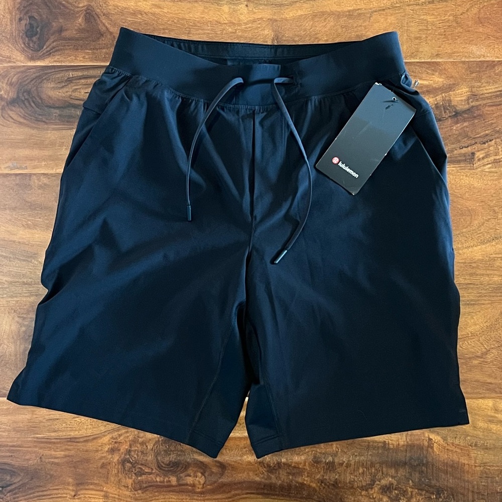 Lulu Lemon T.H.E. Short Shorts Black